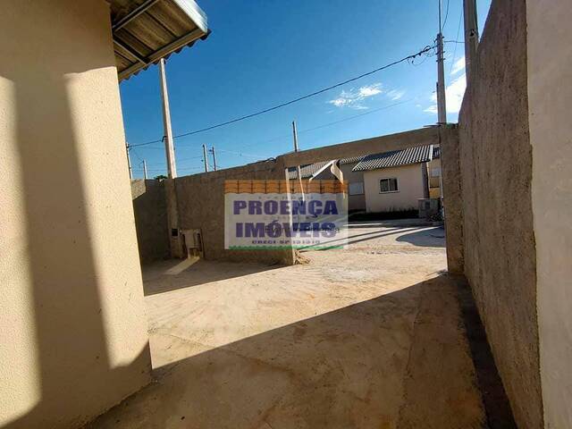 Casa para Locação em Guaratinguetá - 4