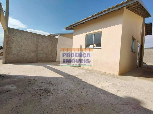 Casa para Locação em Guaratinguetá - 3