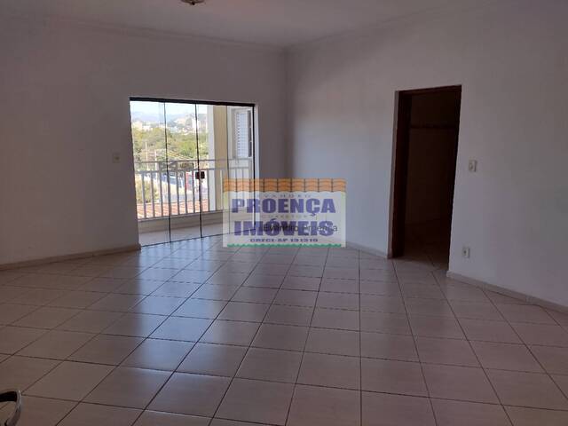 #36 - Apartamento para Locação em Guaratinguetá - SP