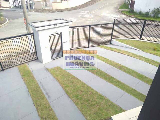 #68 - Casa para Locação em Guaratinguetá - SP