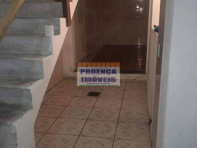 #114 - Casa para Locação em Guaratinguetá - SP