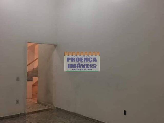 #114 - Casa para Locação em Guaratinguetá - SP