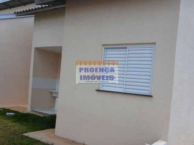 #132 - Casa para Venda em Guaratinguetá - SP