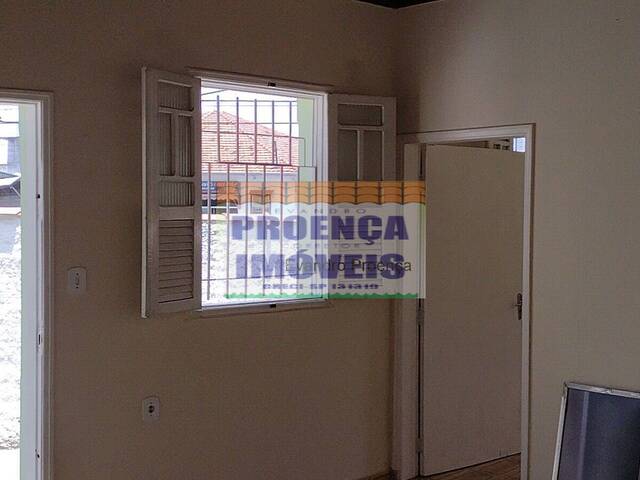 Casa para Locação em Guaratinguetá - 4