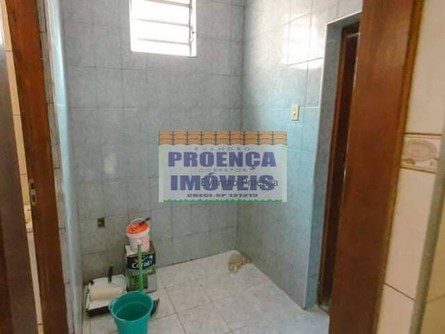#163 - Casa para Locação em Guaratinguetá - SP