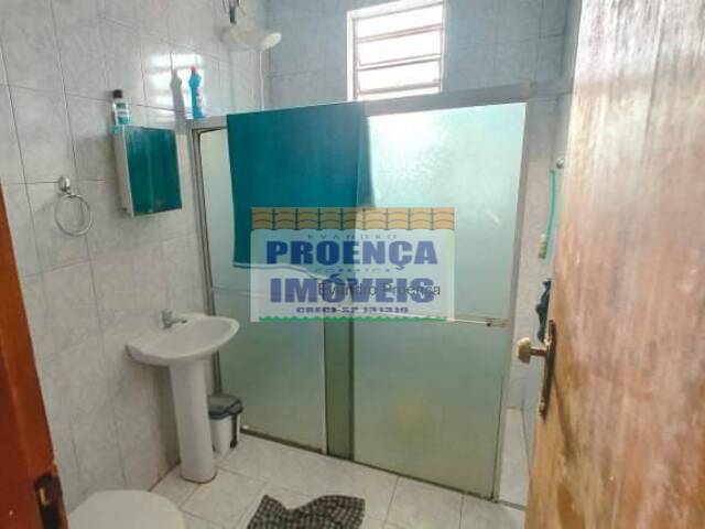 #163 - Casa para Locação em Guaratinguetá - SP