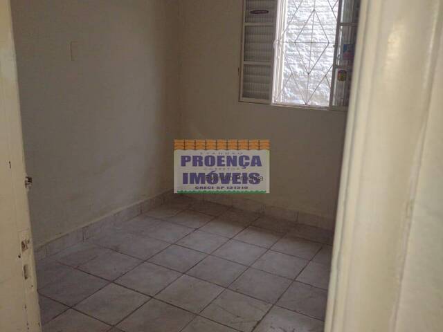 #168 - Casa para Locação em Guaratinguetá - SP