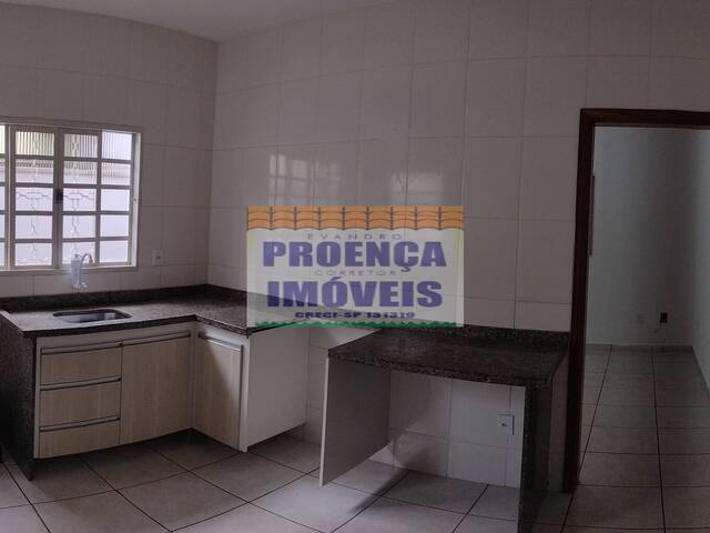#323 - Casa para Locação em Guaratinguetá - SP - 1