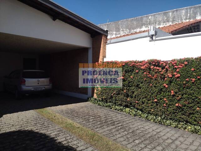 Sobrado para Locação em Guaratinguetá - 3