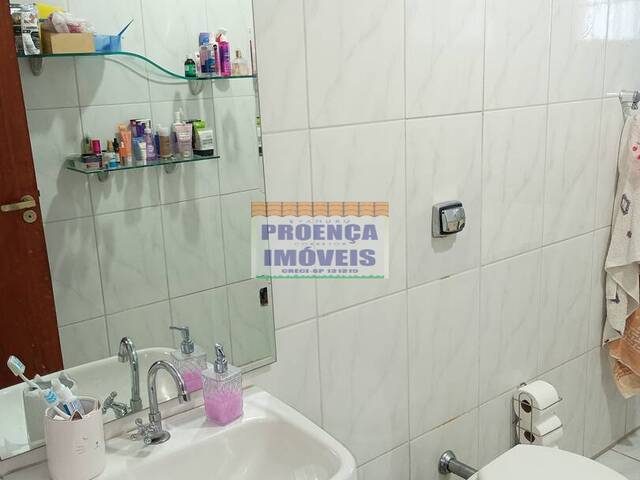 Sobrado para Venda em Guaratinguetá - 4