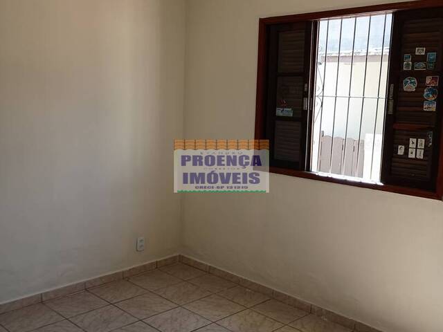 Casa para Locação em Guaratinguetá - 4