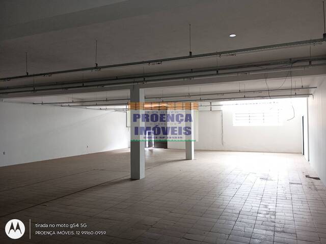 Salão Comercial para Locação em Guaratinguetá - 4