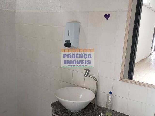 Salão Comercial para Locação em Guaratinguetá - 5