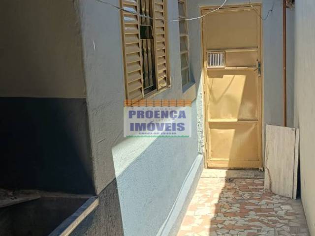 #148 - Casa para Locação em Guaratinguetá - SP